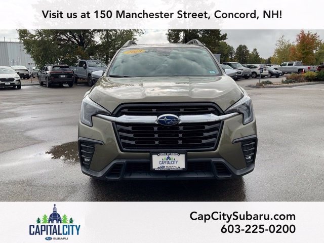 Used 2023 Subaru Ascent Limited w/ Technology Package AWD/4WD image 3