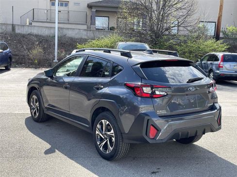 Certified 2025 Subaru Crosstrek 2.0i Premium image 3
