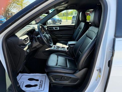 Certified 2020 Ford Explorer XLT w/ Equipment Group 202A image 12