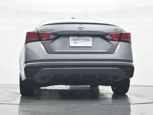 Used 2024 Nissan Altima 2.5 SV image 32