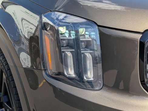 Certified 2024 Kia Telluride SX Prestige X-Line AWD/4WD image 10
