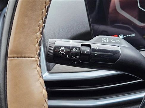 Used 2025 Kia Sorento SX Prestige w/ Olive Brown Leather Package AWD/4WD image 28