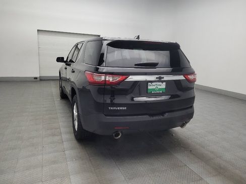 Used 2018 Chevrolet Traverse LS image 5