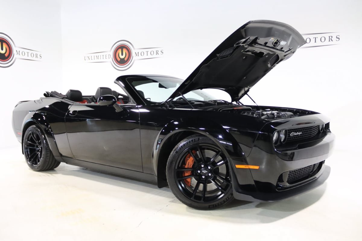 Used 2023 Dodge Challenger R/T Scat Pack RWD image 38