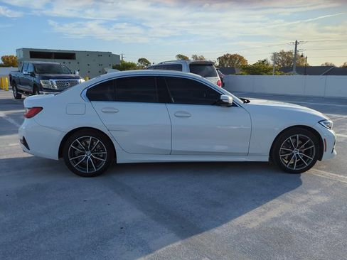 Used 2019 BMW 330i Sedan w/ Driving Assistance Package image 4