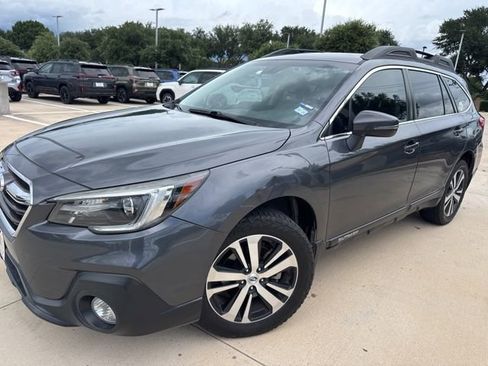Used 2018 Subaru Outback 2.5i Limited AWD/4WD image 6