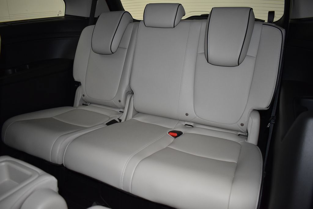 Used 2025 Honda Odyssey Touring image 36