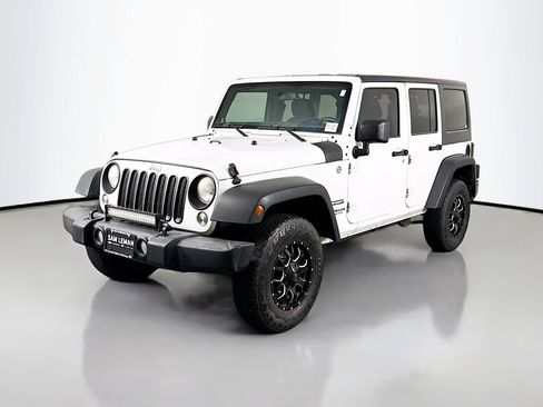 Used 2014 Jeep Wrangler Unlimited Sport w/ Connectivity Group image 3