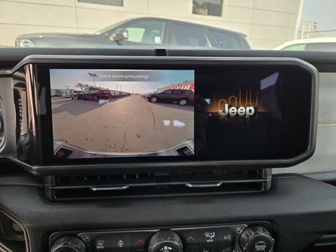 New 2026 Jeep Gladiator Sport image 8