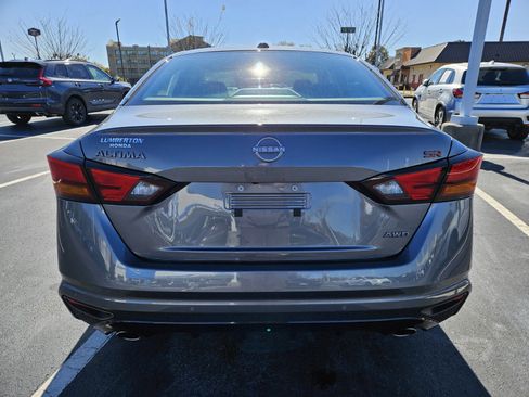 Used 2025 Nissan Altima 2.5 SR image 6
