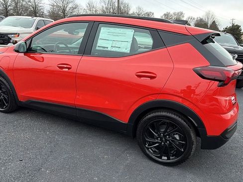 New 2027 Chevrolet Bolt RS w/ Technology Package image 7