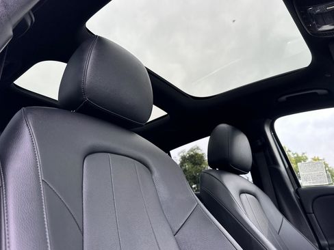 Used 2023 Mercedes-Benz GLA 250 4MATIC w/ Premium Package image 16