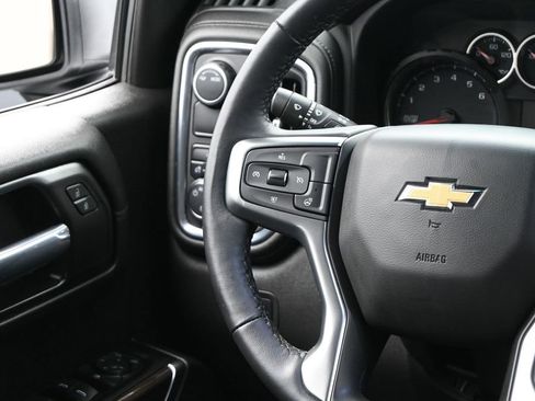 Used 2022 Chevrolet Silverado 1500 LT RWD image 29