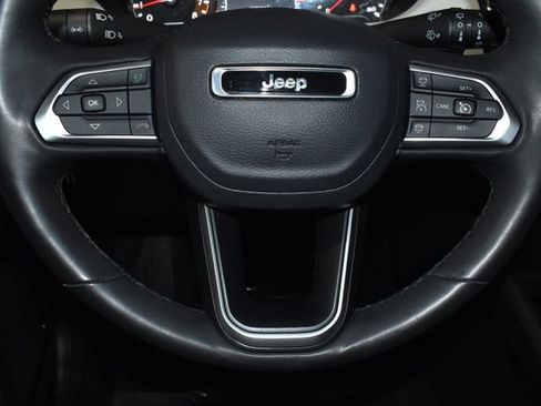 Certified 2023 Jeep Compass Limited image 25