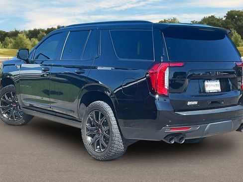 Used 2021 GMC Yukon Denali w/ Denali Premium Package AWD/4WD image 11