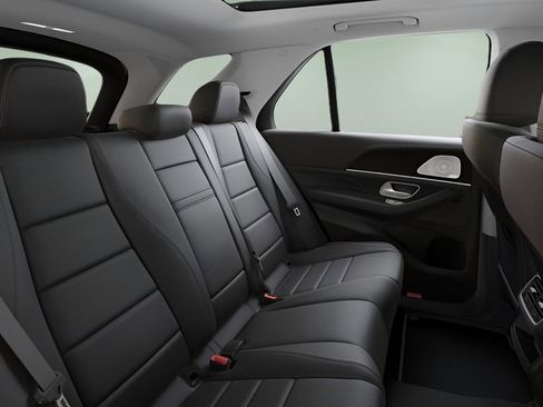 Used 2025 Mercedes-Benz GLE 350 4MATIC image 40