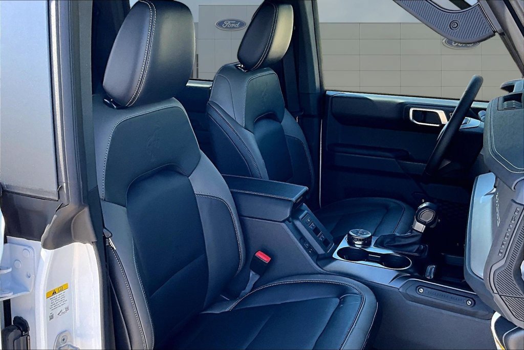 New 2026 Ford Bronco Outer Banks AWD/4WD image 12
