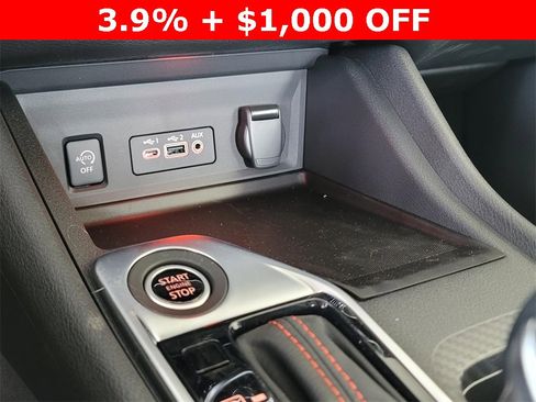 New 2025 Nissan Sentra SR w/ Midnight Edition image 18