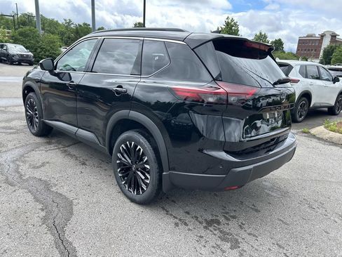 New 2026 Nissan Rogue Dark Armor AWD/4WD image 5