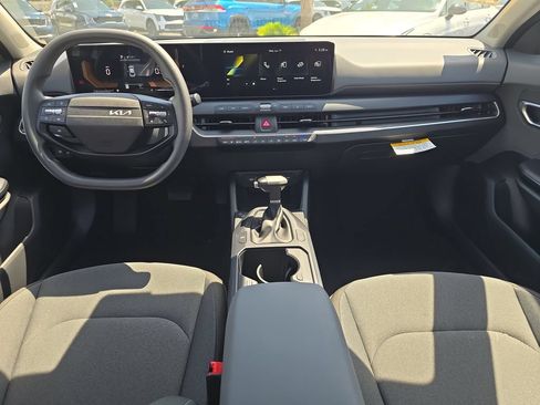 New 2026 Kia K4 FWD image 12