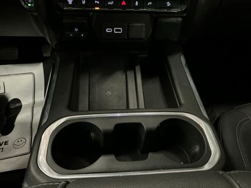 Used 2022 Chevrolet Silverado 2500 LTZ w/ LTZ Premium Package AWD/4WD image 32