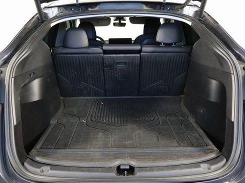 Used 2021 Tesla Model Y Long Range image 14