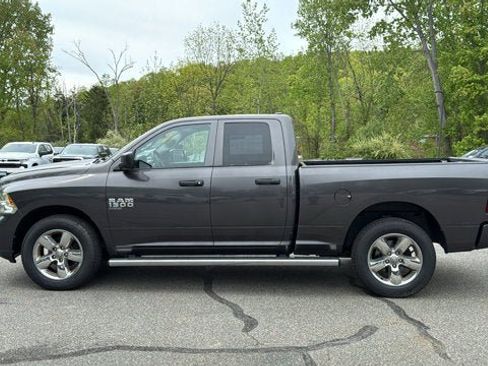 Used 2019 RAM 1500 Express w/ Express Value Package AWD/4WD image 4