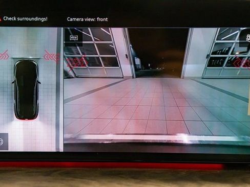 Used 2025 Audi Q5 Premium image 19