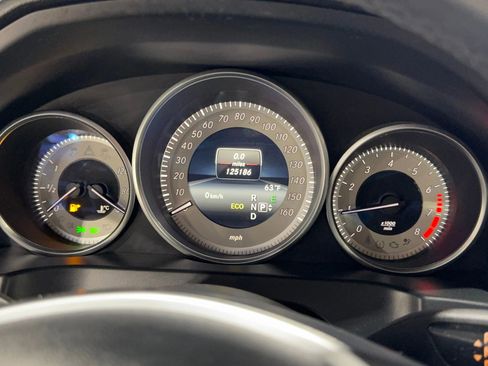 Used 2014 Mercedes-Benz E 350 Sport image 31