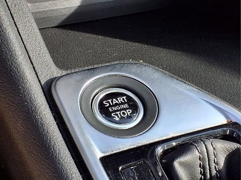 Used 2024 Nissan Sentra SV FWD image 14