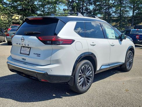 New 2026 Nissan Rogue Platinum w/ Platinum Premium Package image 4