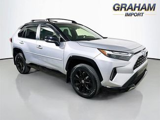 Used 2022 Toyota RAV4 XSE w/ XSE Grade Weather Package AWD/4WD video 1