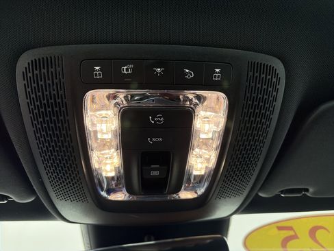 Used 2025 Mercedes-Benz CLA 250 4MATIC image 29