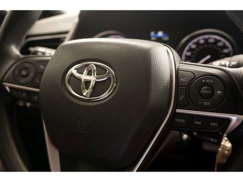 Used 2024 Toyota Camry LE FWD image 27