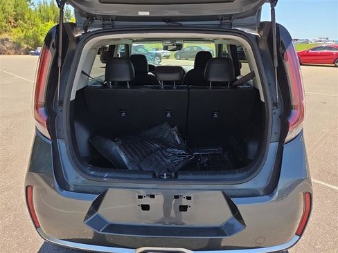 Used 2023 Kia Soul GT-Line FWD image 11