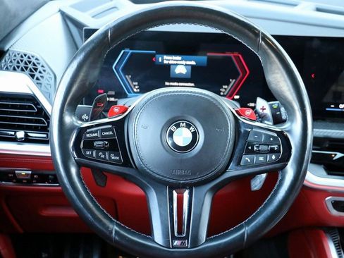Used 2023 BMW XM image 28