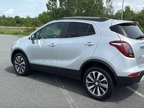 Used 2022 Buick Encore Preferred w/ Safety Package AWD/4WD image 10