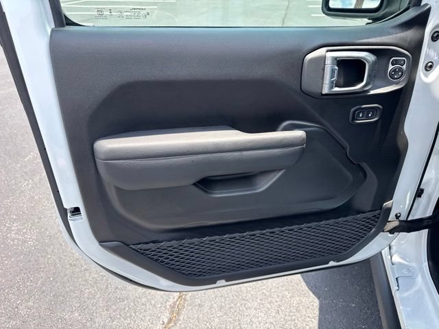New 2026 Jeep Gladiator Sport AWD/4WD image 13