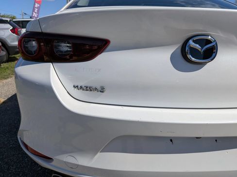 Used 2023 MAZDA MAZDA3 s FWD image 14