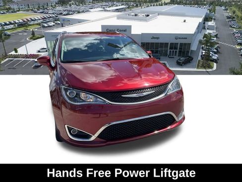 Certified 2019 Chrysler Pacifica Touring-L Plus image 5