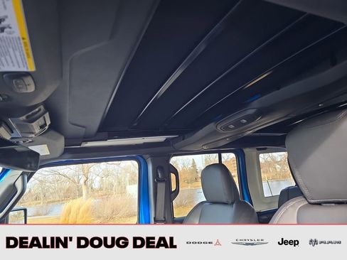 New 2026 Jeep Wrangler Unlimited Sahara AWD/4WD image 22