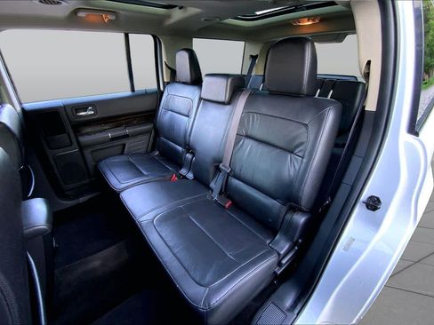 Used 2018 Ford Flex SEL w/ Equipment Group 202A AWD/4WD image 21