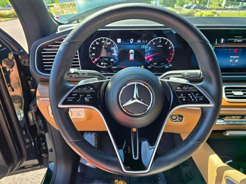 Used 2024 Mercedes-Benz GLE 350 4MATIC w/ Driver Assistance Package image 61