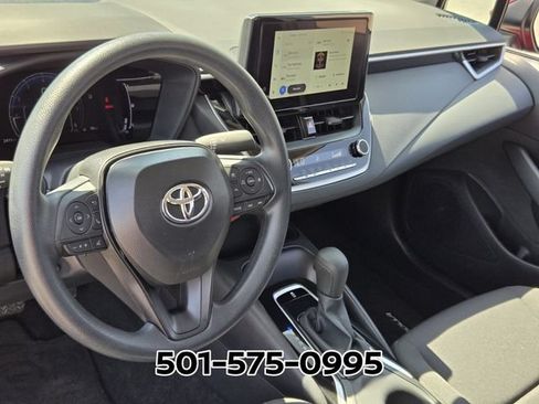 Used 2026 Toyota Corolla LE FWD image 9
