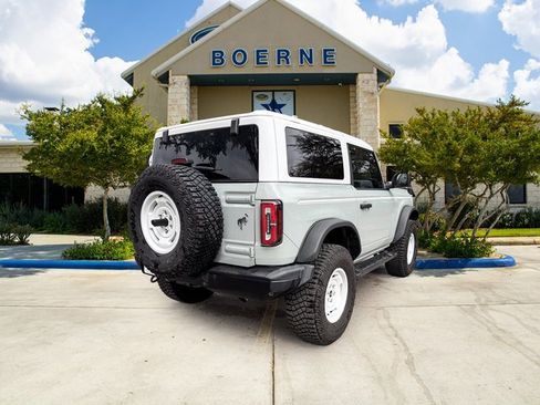 Used 2024 Ford Bronco Heritage Edition image 5