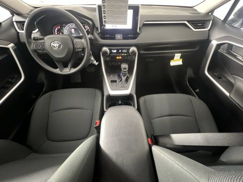 Used 2023 Toyota RAV4 LE FWD image 29