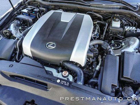 Used 2019 Lexus IS 300 300 image 42