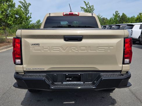 Used 2023 Chevrolet Colorado W/T RWD image 6