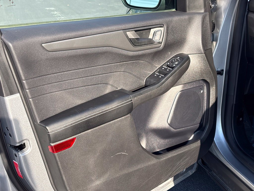 Used 2024 Ford Escape Active FWD image 17