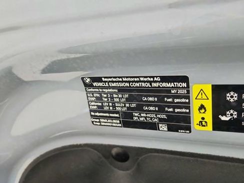 Used 2025 BMW X5 xDrive40i w/ M Sport Package image 67